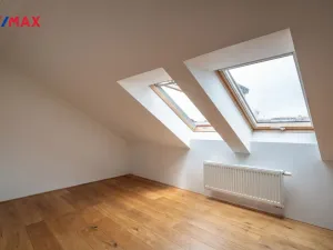 Pronájem bytu 3+kk, Praha - Nové Město, Masarykovo nábřeží, 130 m2