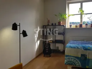 Pronájem atypického bytu, Žďár nad Sázavou, nám. Republiky, 33 m2