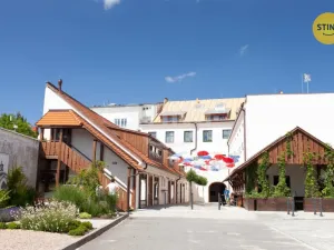 Pronájem atypického bytu, Žďár nad Sázavou, nám. Republiky, 33 m2