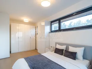 Pronájem bytu 2+kk, Praha, Azzoniho, 51 m2