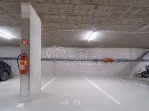 Pronájem bytu 2+kk, Praha, Azzoniho, 51 m2