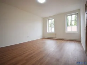 Pronájem bytu 2+kk, Ústí nad Labem - Krásné Březno, Drážďanská, 52 m2