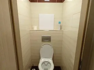 Pronájem bytu 2+kk, Praha - Kobylisy, Frýdlantská, 43 m2