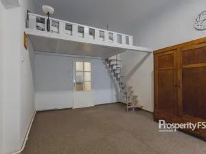 Prodej bytu 1+1, Hostinné, Dolní brána, 28 m2