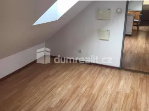 Pronájem bytu 2+kk, Praha - Kobylisy, Zenklova, 45 m2