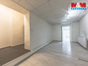 Pronájem obchodního prostoru, Liberec - Liberec IV-Perštýn, nám. Dr. E. Beneše, 100 m2