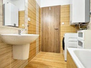 Prodej bytu 3+kk, Olomouc - Neředín, Okružní, 66 m2