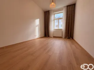 Pronájem bytu 2+kk, Praha, Plzeňská, 45 m2