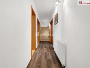 Prodej rodinného domu, Úvaly, 215 m2