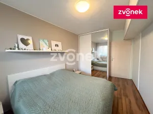 Pronájem bytu 2+kk, Zlín, Zelinova, 52 m2
