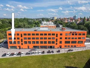 Pronájem kanceláře, Mělník, Bezručova, 103 m2