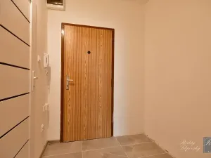 Pronájem bytu 1+kk, Ústí nad Labem, Obvodová, 31 m2