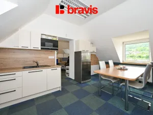 Pronájem skladu, Hradčany, Tišnovská, 1016 m2