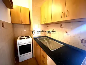 Pronájem bytu 1+kk, Zlín, L. Váchy, 29 m2