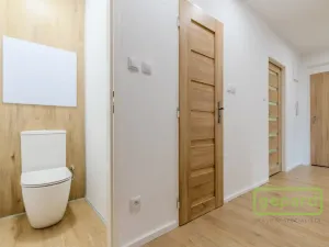 Pronájem bytu 3+1, Praha, Hrusická, 73 m2