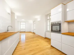 Prodej bytu 3+kk, Praha - Nové Město, Petrská, 77 m2