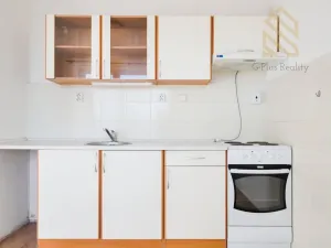 Pronájem bytu 2+kk, Ústí nad Labem, Poláčkova, 41 m2