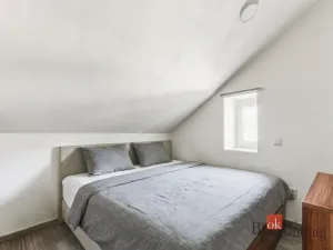 Prodej bytu 3+1, Trutnov - Poříčí, Voletinská, 61 m2