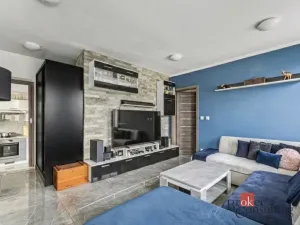 Prodej bytu 3+1, Trutnov - Poříčí, Voletinská, 61 m2