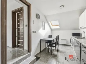 Prodej bytu 3+1, Trutnov - Poříčí, Voletinská, 61 m2