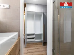 Pronájem bytu 1+kk, Kladno - Dubí, Ke křížku, 28 m2