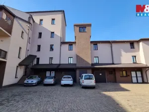 Pronájem kanceláře, Český Těšín, Ostravská, 89 m2