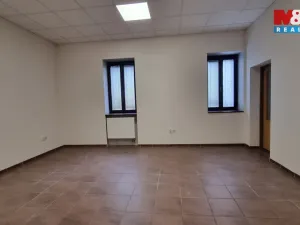 Pronájem kanceláře, Český Těšín, Ostravská, 89 m2