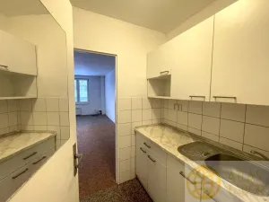 Pronájem kanceláře, Tábor, Chýnovská, 95 m2