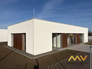 Pronájem rodinného domu, Hradec Králové - Svobodné Dvory, Milana Morávka, 121 m2