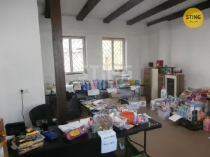 Pronájem obchodního prostoru, Opava, Tomáškova, 108 m2