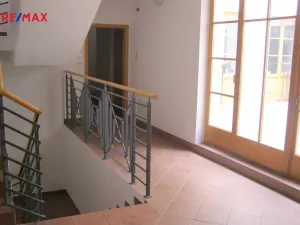 Pronájem kanceláře, Hradec Králové, Malé náměstí, 79 m2