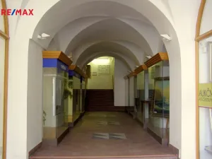 Pronájem kanceláře, Hradec Králové, Malé náměstí, 79 m2