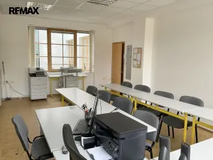 Pronájem kanceláře, Hradec Králové, Malé náměstí, 79 m2