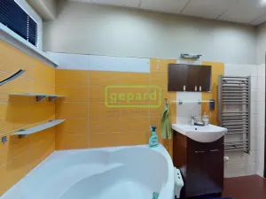 Prodej bytu 2+1, Okna, 60 m2