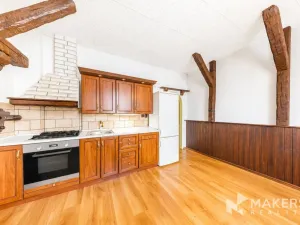 Prodej bytu 2+1, Karlovy Vary, Vítězná, 70 m2