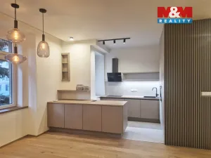 Pronájem bytu 2+kk, Praha - Bubeneč, Podbabská, 64 m2