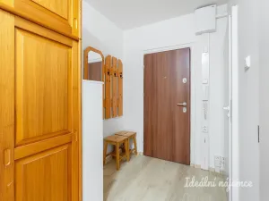 Pronájem bytu 2+kk, Praha - Řepy, Na chobotě, 45 m2