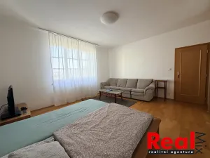 Pronájem bytu 1+1, Brno - Černá Pole, Břenkova, 55 m2