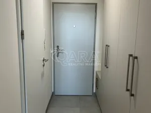 Pronájem bytu 1+kk, Praha, Ďáblická, 28 m2