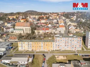 Prodej bytu 3+1, Žlutice, Pod Strání, 75 m2