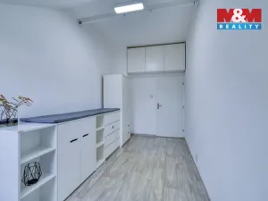 Pronájem bytu 3+kk, Plzeň - Doubravka, Školní, 60 m2