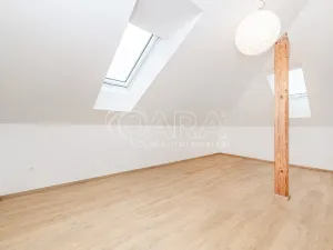 Prodej vícegeneračního domu, Chocerady, 245 m2