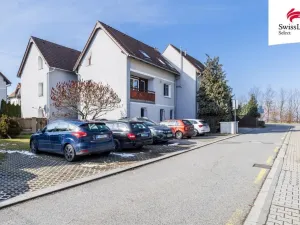 Prodej bytu 3+1, Nupaky, Slunečná, 75 m2