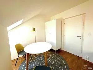 Prodej činžovního domu, Praha - Smíchov, Arbesovo náměstí, 930 m2