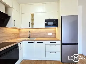 Pronájem bytu 2+kk, Olomouc, Aloise Rašína, 41 m2