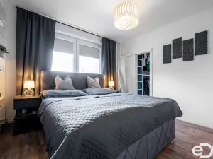 Prodej bytu 4+kk, Uhlířská Lhota, 73 m2