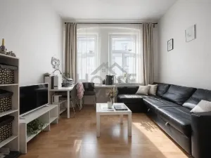 Prodej bytu 1+kk, Praha - Vršovice, Sevastopolská, 33 m2