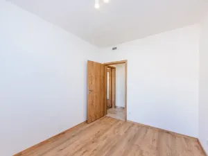 Pronájem bytu 2+kk, Praha - Strašnice, Strančická, 45 m2