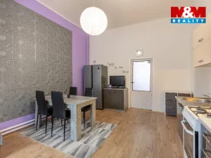 Prodej činžovního domu, Louny, Karlova, 193 m2