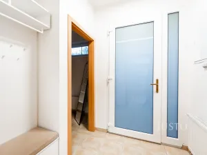 Prodej rodinného domu, Praha, Na plužině, 158 m2